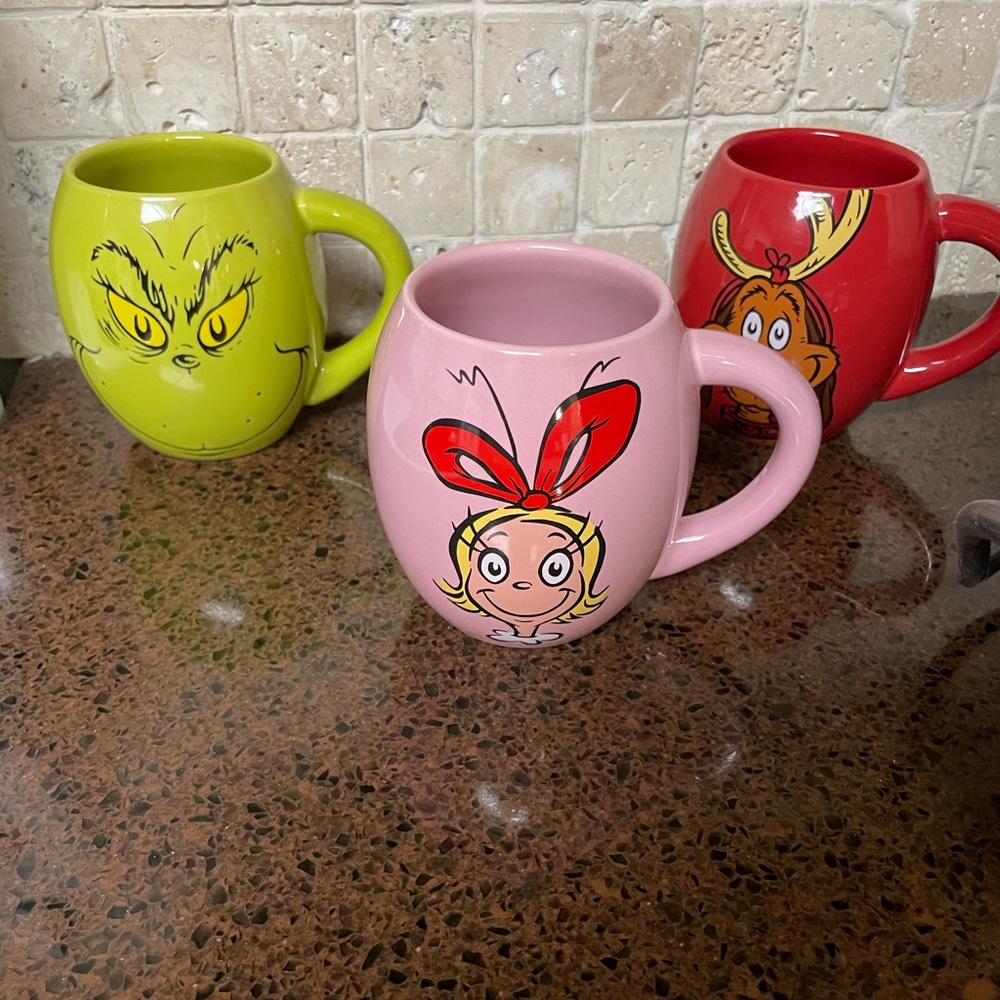 Dr.Seuss HoW The Grinch Stole Christmas Mug Set Like New
